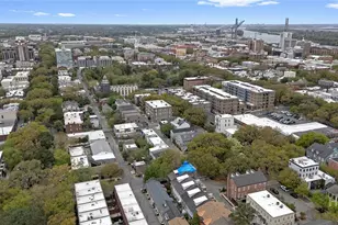 231 Houston St, Savannah, GA 31401 - Photo 72