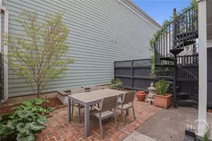 231 Houston St, Savannah, GA 31401 - Photo 46