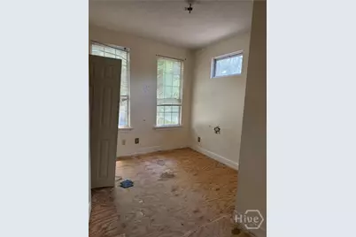 626 W 36th Street, Savannah, GA 31415 - Photo 2