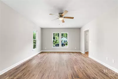 1312 E 52nd Street, Savannah, GA 31404 - Photo 12