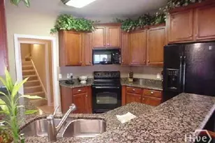 316 Brown Thrush Rd, Savannah, GA 31419 - Photo 4