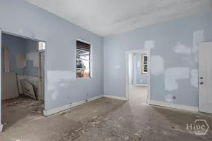 2410 Jefferson St, Savannah, GA 31401 - Photo 12