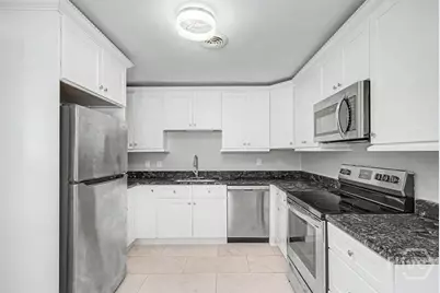 2109 Delesseps Avenue, Savannah, GA 31404 - Photo 6