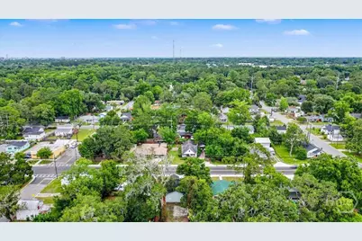 2109 Delesseps Avenue, Savannah, GA 31404 - Photo 26