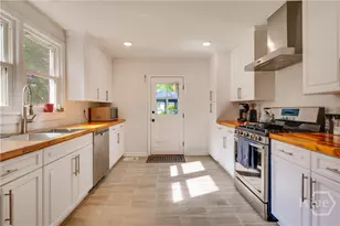 429 Columbus Dr, Savannah, GA 31405 - Photo 10