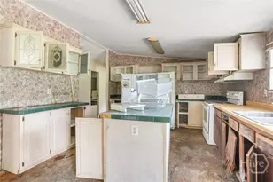 81 Owens Dr, Midway, GA 31320 - Photo 12