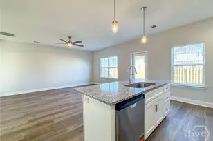 178 Hamilton Dr, Hinesville, GA 31313 - Photo 10