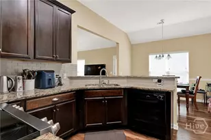 231 Sweetwater Station Dr, Savannah, GA 31419 - Photo 10