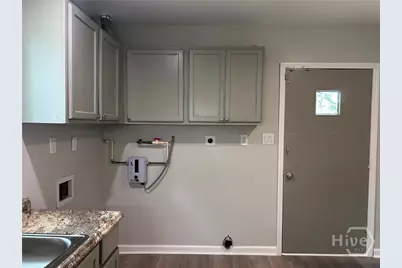 1410 New Castle Street, Savannah, GA 31415 - Photo 6