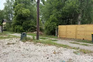 718 -724 E 35th St, Savannah, GA 31401 - Photo 4