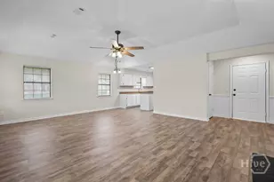 625 Trevor St, Hinesville, GA 31313 - Photo 10