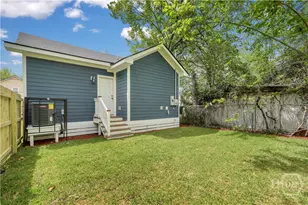 1112 E Waldburg St, Savannah, GA 31404 - Photo 38