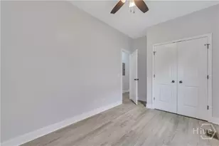 1112 E Waldburg St, Savannah, GA 31404 - Photo 16
