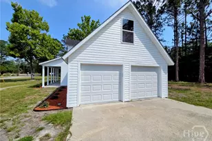 648 Honey Ridge Ln, Hinesville, GA 31313 - Photo 16
