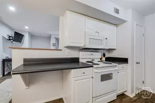 401 N Cromwell Rd, Savannah, GA 31410 - Photo 12