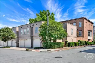 302 W Wayne St, Savannah, GA 31401 - Photo 2