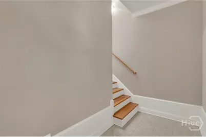302 W Wayne Street #Carriage House, Savannah, GA 31401 - Photo 8