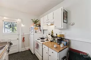 522 E 38th St, Savannah, GA 31401 - Photo 8