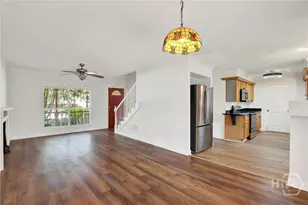 42 E Deerwood Rd, Savannah, GA 31410 - Photo 12