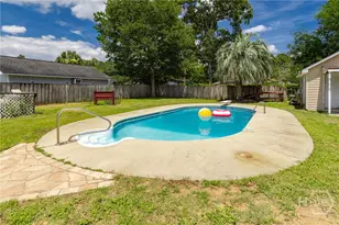 1340 Whitfield Park Dr, Savannah, GA 31406 - Photo 2