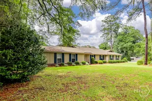 22 River Oaks Rd, Savannah, GA 31410 - Photo 2