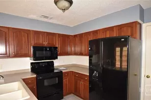 130 Shady Hill Cir, Richmond Hill, GA 31324 - Photo 4