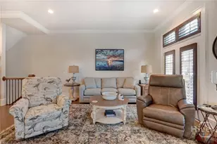 421 Port St, Savannah, GA 31401 - Photo 16