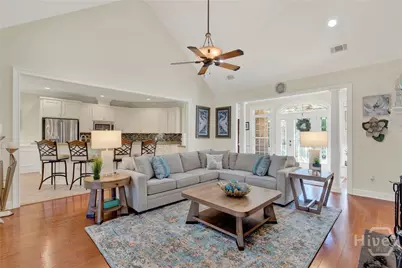 68 Crestwood Drive, Savannah, GA 31405 - Photo 10