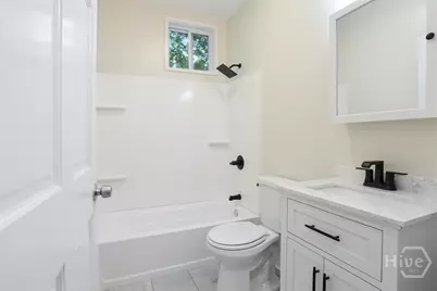 2304 Reynolds Street, Savannah, GA 31401 - Photo 32