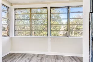 812 E Park Ave, Savannah, GA 31401 - Photo 14