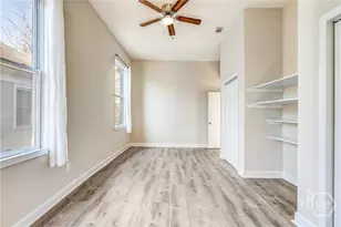 812 E Park Ave, Savannah, GA 31401 - Photo 24