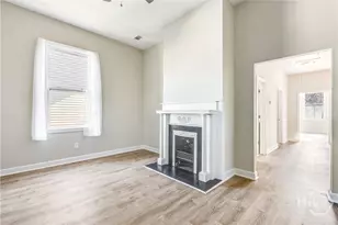 812 E Park Ave, Savannah, GA 31401 - Photo 8