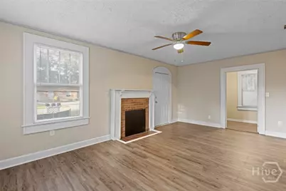 2203 Delesseps Avenue, Savannah, GA 31404 - Photo 4