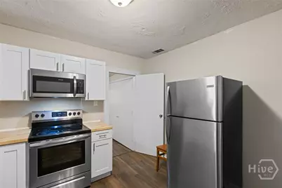 2203 Delesseps Avenue, Savannah, GA 31404 - Photo 12