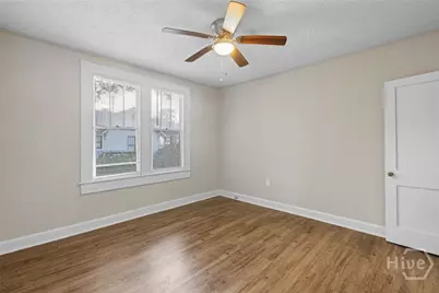 2203 Delesseps Avenue, Savannah, GA 31404 - Photo 14
