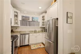 111 E Broad St, Savannah, GA 31401 - Photo 16