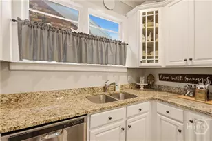 111 E Broad St, Savannah, GA 31401 - Photo 22