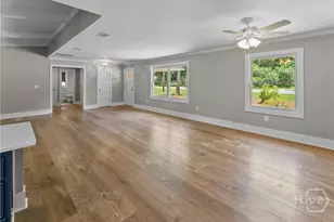1723 Walthour Rd, Savannah, GA 31410 - Photo 10
