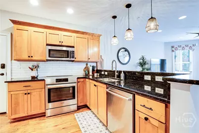305 E Bolton Street #201, Savannah, GA 31401 - Photo 12
