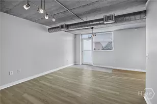 555 Berrien St, Savannah, GA 31401 - Photo 12