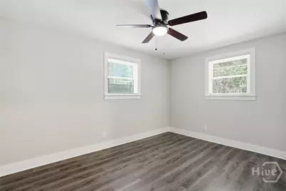 21 Sheridan Circle, Savannah, GA 31406 - Photo 18