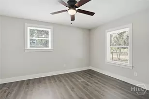 21 Sheridan Cir, Savannah, GA 31406 - Photo 10