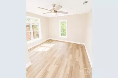 642 W 42nd Street #B, Savannah, GA 31415 - Photo 8