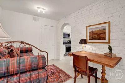 224 E Jones Lane #Garden, Savannah, GA 31401 - Photo 10