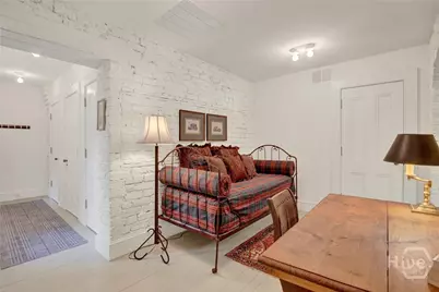 224 E Jones Lane #Garden, Savannah, GA 31401 - Photo 8