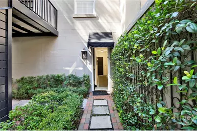 224 E Jones Lane #Garden, Savannah, GA 31401 - Photo 2