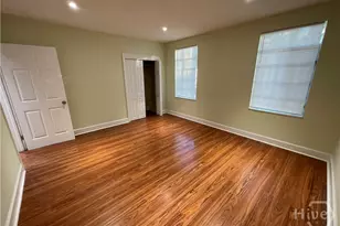101 W 52nd St, Savannah, GA 31405 - Photo 8