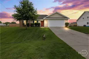 180 Bonnie Cir, Ellabell, GA 31308 - Photo 2
