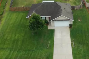 180 Bonnie Cir, Ellabell, GA 31308 - Photo 30