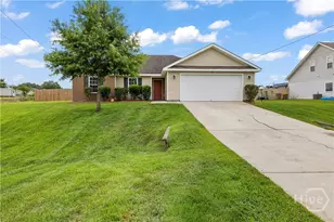 180 Bonnie Cir, Ellabell, GA 31308 - Photo 2